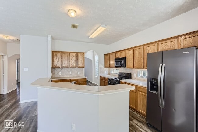 Building Photo - 3138 Red Rover Ct