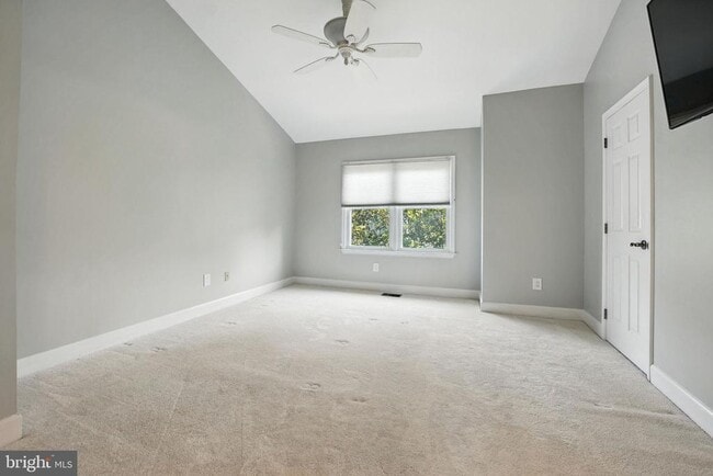Building Photo - 3911 Courtland Cir