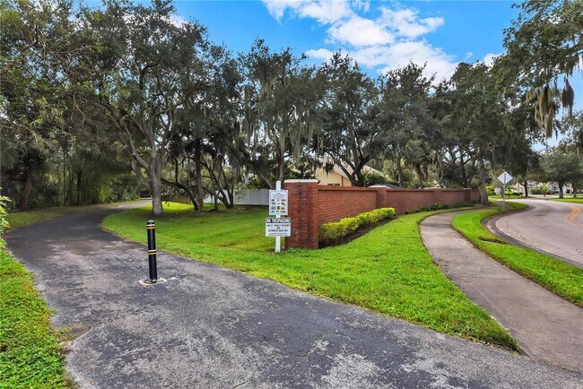 Building Photo - 6706 Thackston Dr