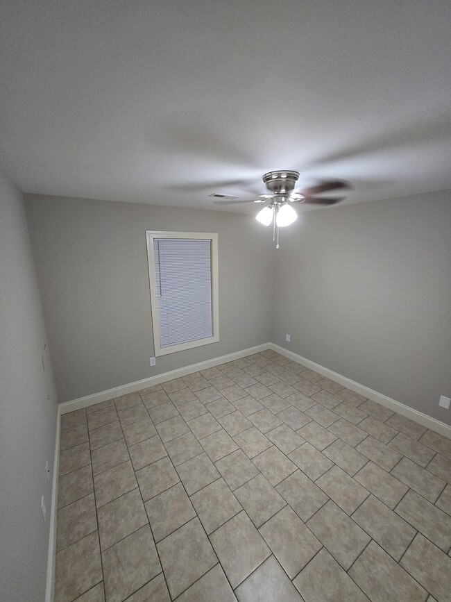 Building Photo - 1405 Allies Ct
