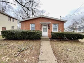 Building Photo - 1153 Hoyt St SE