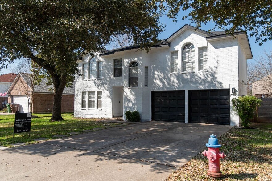 Primary Photo - 2309 Loquat Ln