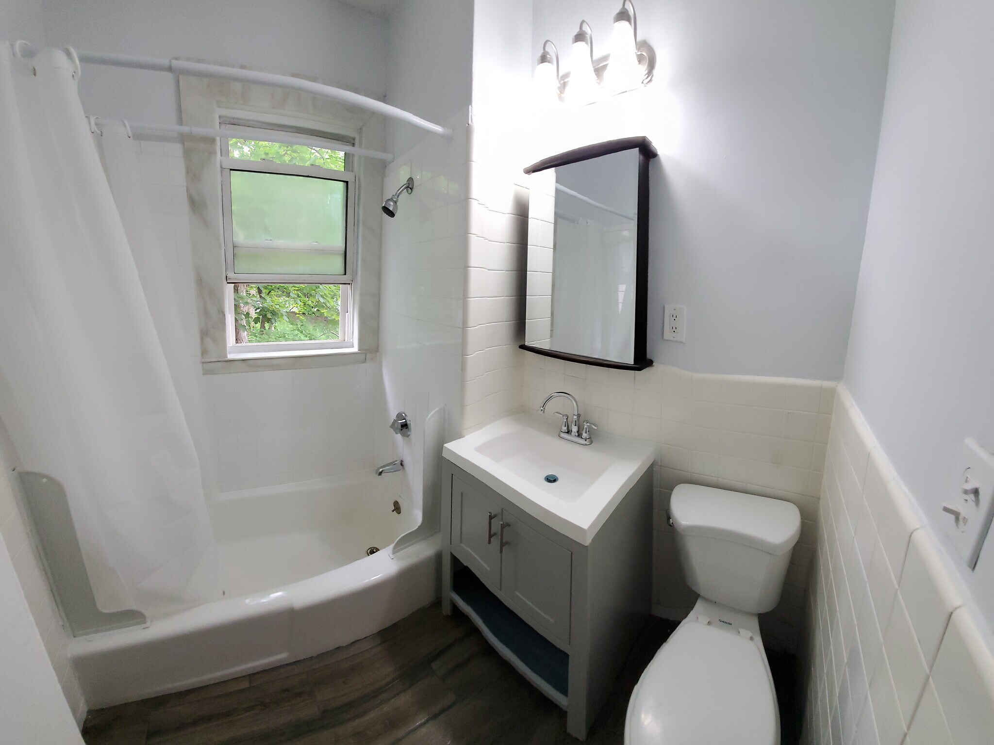 Building Photo - 82 Rockland St