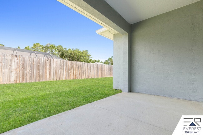 Building Photo - 16 Unimay Ct