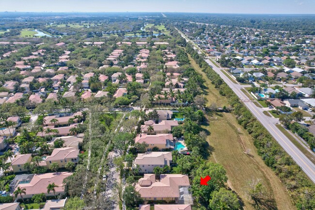 Building Photo - 256 San Remo Dr