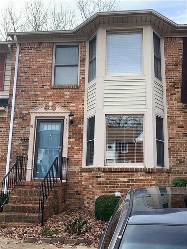 Building Photo - 4307 Manchester Ln