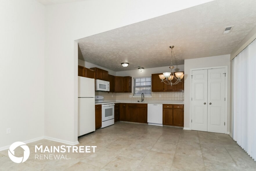 Building Photo - 5671 Prestonwood Ct