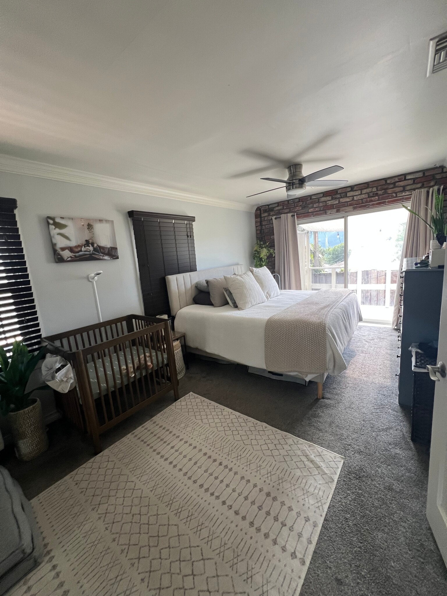 Primary bedroom - 3730 Pontiac St