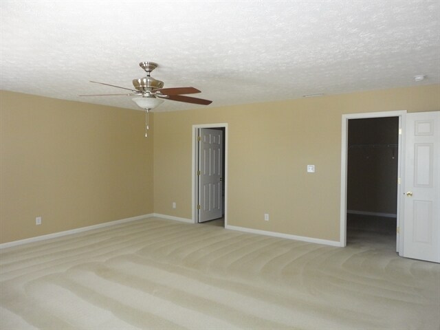 Building Photo - 1376 Blue Ridge Ln