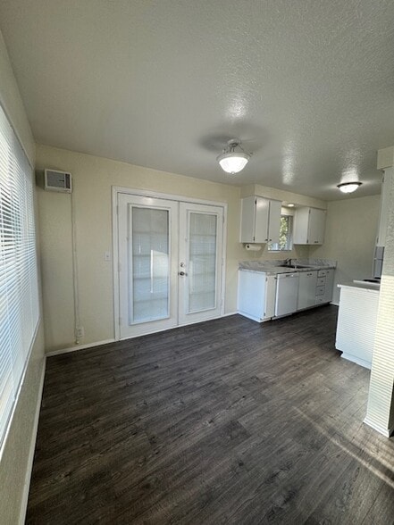 Kitchen - 9017 236th St SW