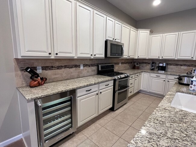 Building Photo - Single Story South Reno Stunner with Amenities Galore!!!