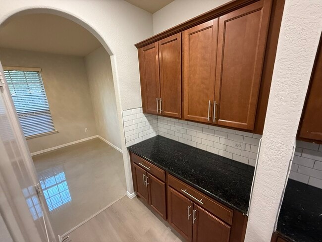 Building Photo - 24611 Fort Timbers Ct