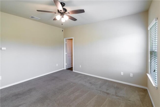 Building Photo - 15117 Bullbrier Rd