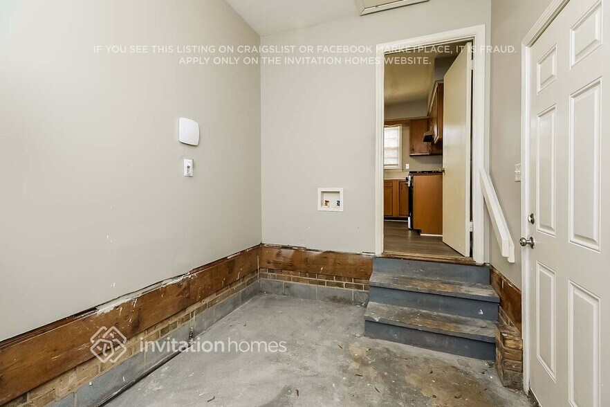 Building Photo - 9927 Feldbank Dr