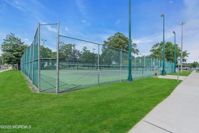 Building Photo - 57 W River Rd