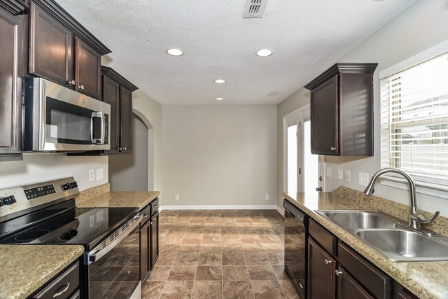 Building Photo - 3409 Smarty Jones Ct