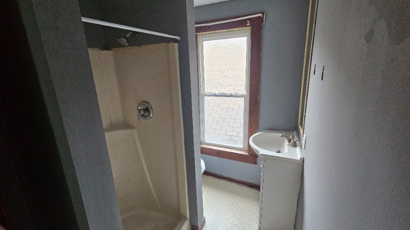 Building Photo - 361 Fort St