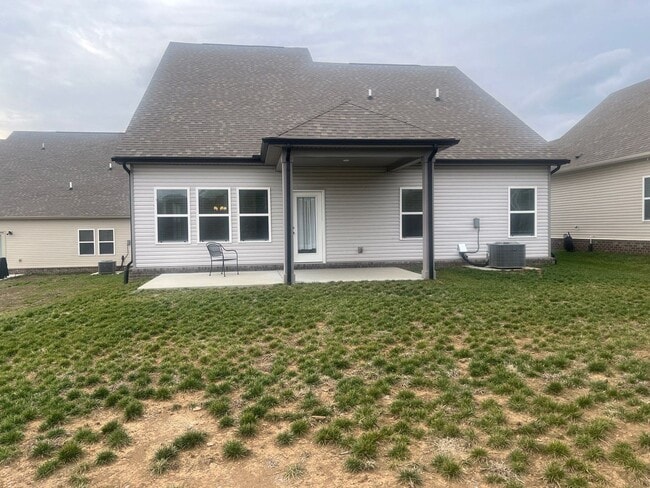 Building Photo - 312 Traywick Pl