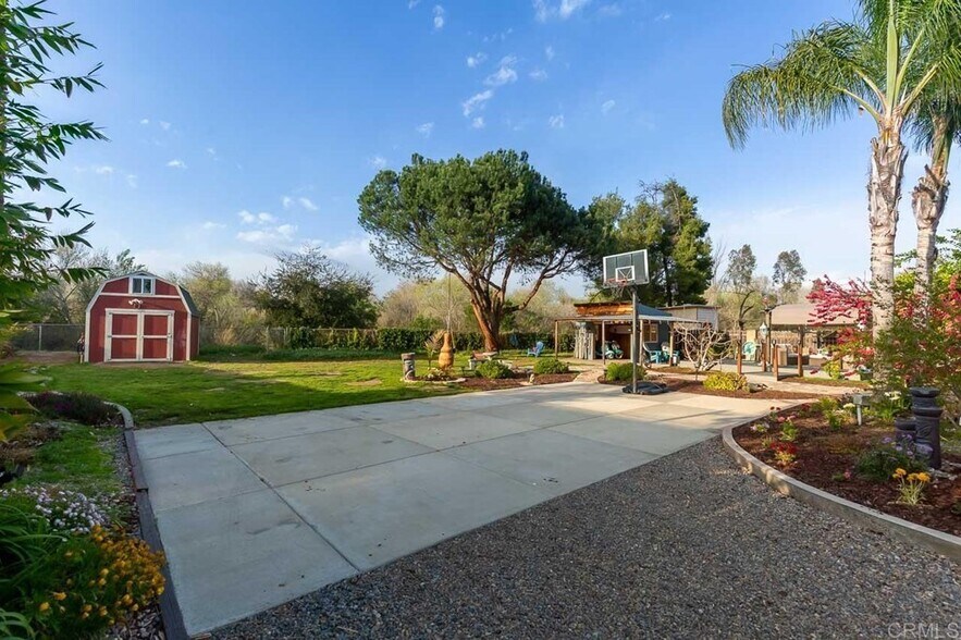 Building Photo - 9336 Willowgrove Ave