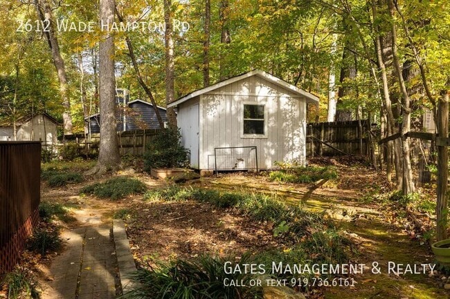 Building Photo - 2612 Wade Hampton Rd