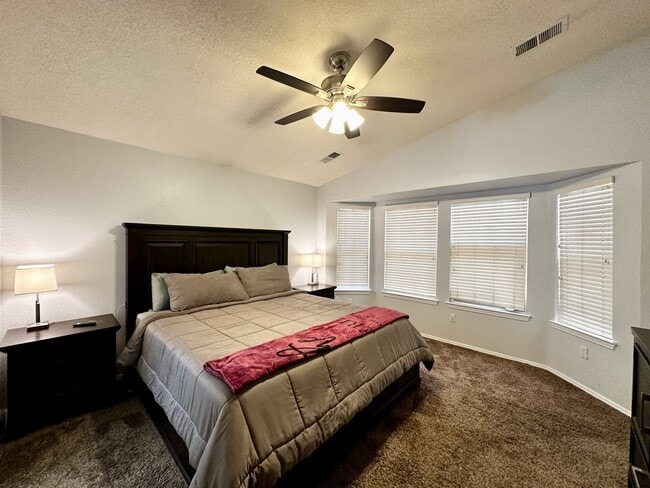 Building Photo - 5420 Kokopelli Ct NW