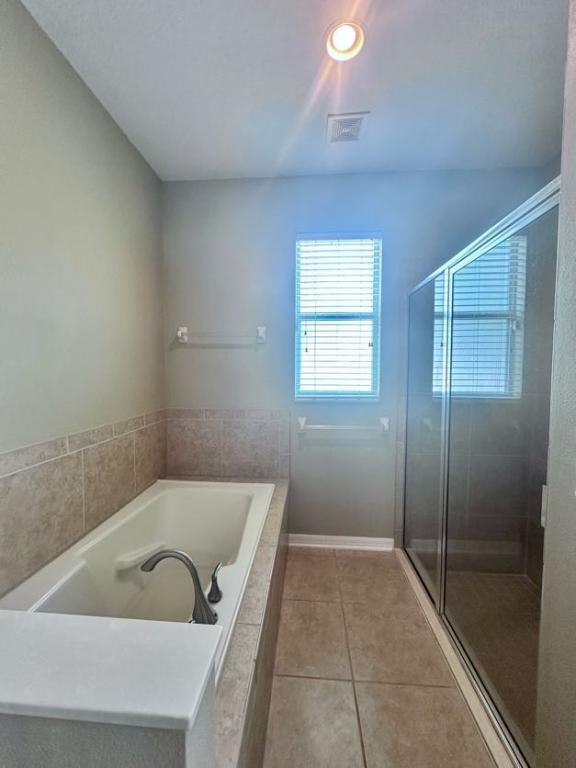Building Photo - 15247 Montesino Dr