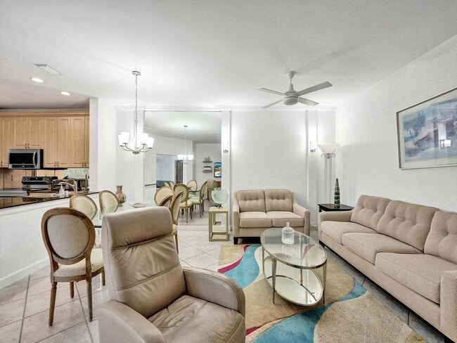 Building Photo - 6577 Via Regina