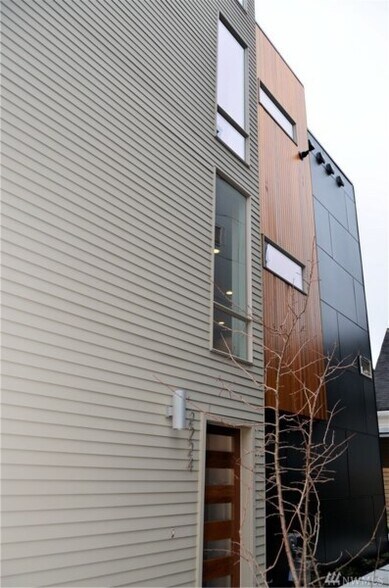 Building Photo - 2224 NW 60th St
