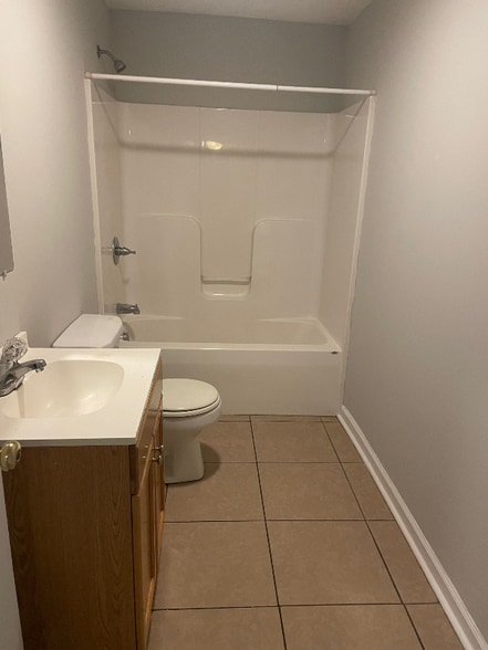 Building Photo - 103 W 17th St