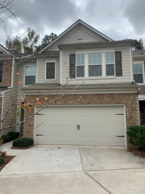 Building Photo - 3130 Cross Creek Dr