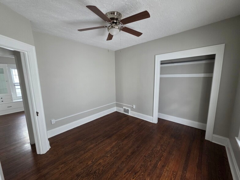 1648 Master BR 2 - 1646 Waterbury Rd