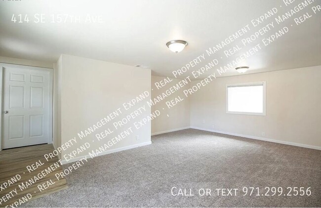 Building Photo - 414 SE 157th Ave