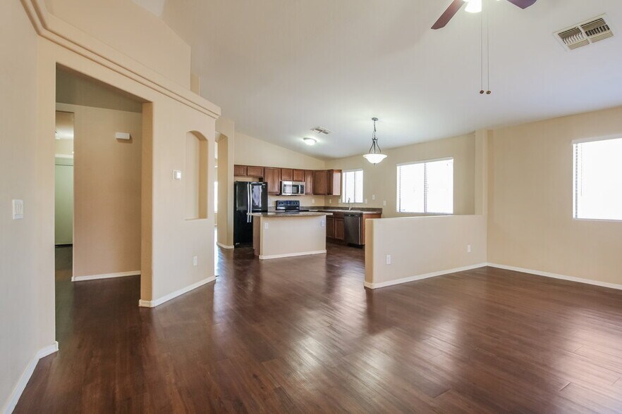 Building Photo - 21818 W Sonora St