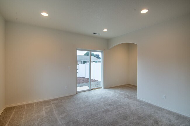 Building Photo - Heathwood - VPM484650H-6