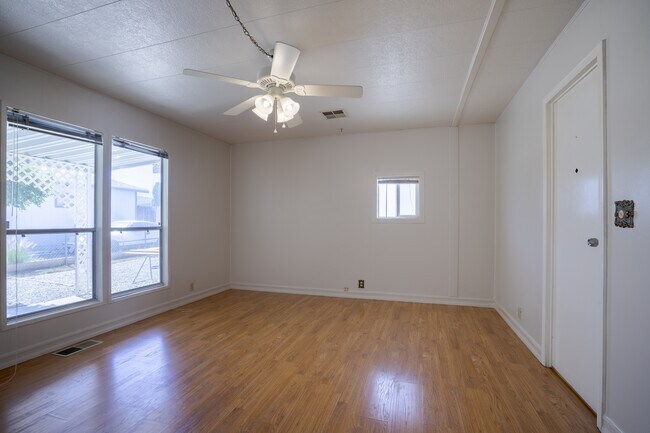 Building Photo - 25361 De Waide Ave