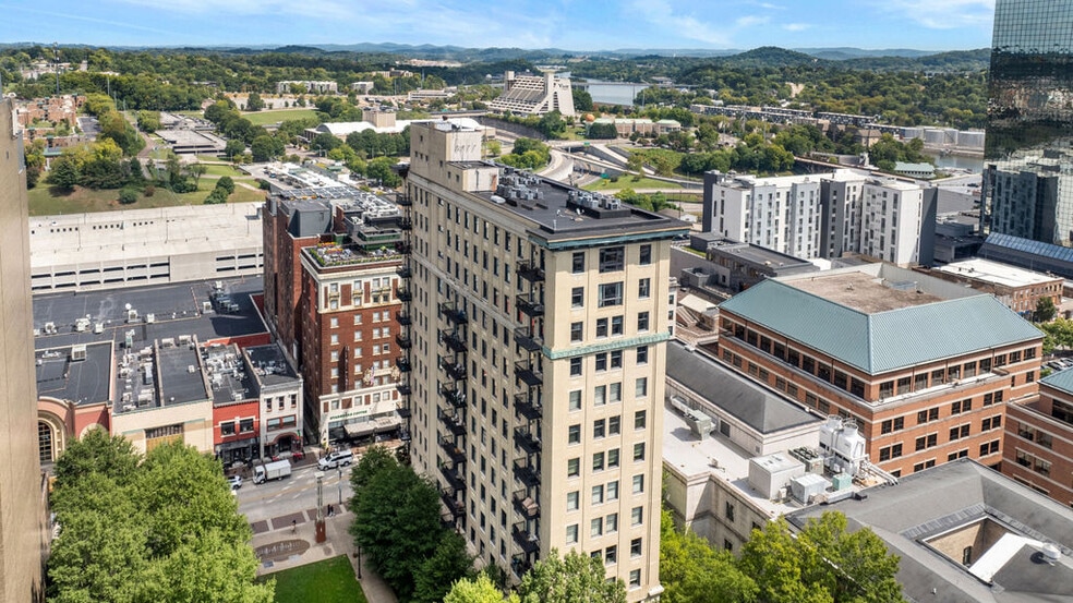 Primary Photo - 531 S Gay St