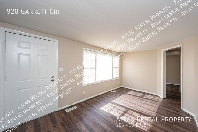 Building Photo - 928 Garrett Cir