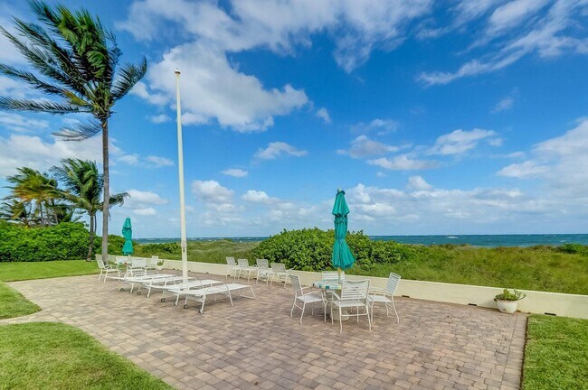 Building Photo - 1400 S Ocean Blvd