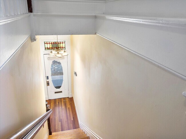 Building Photo - Swanky 2000 sf duplex in the heart of Church Hill