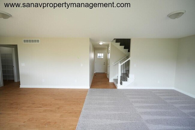 Building Photo - Your Dream Home Awaits You! A 4-Bed, 2.5 - Bath in Bondurant!