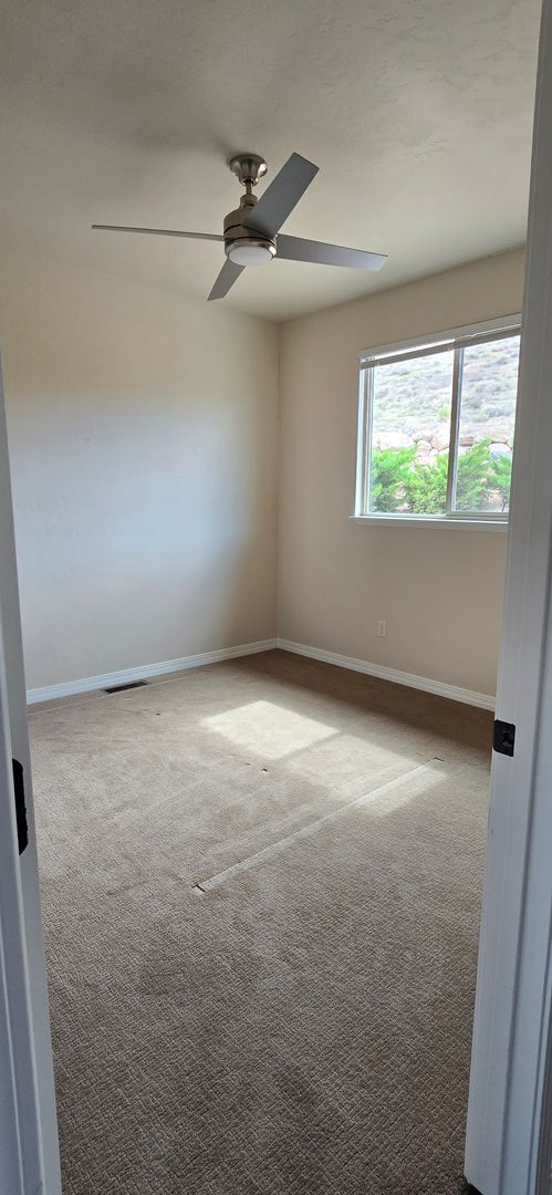 Building Photo - Stunning 3-BR Home with Views, Upgrades, & Oversized Garage!