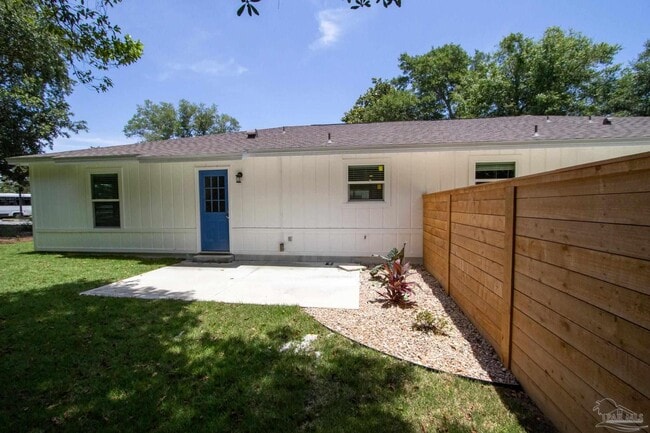 Building Photo - 91 Faron Cir