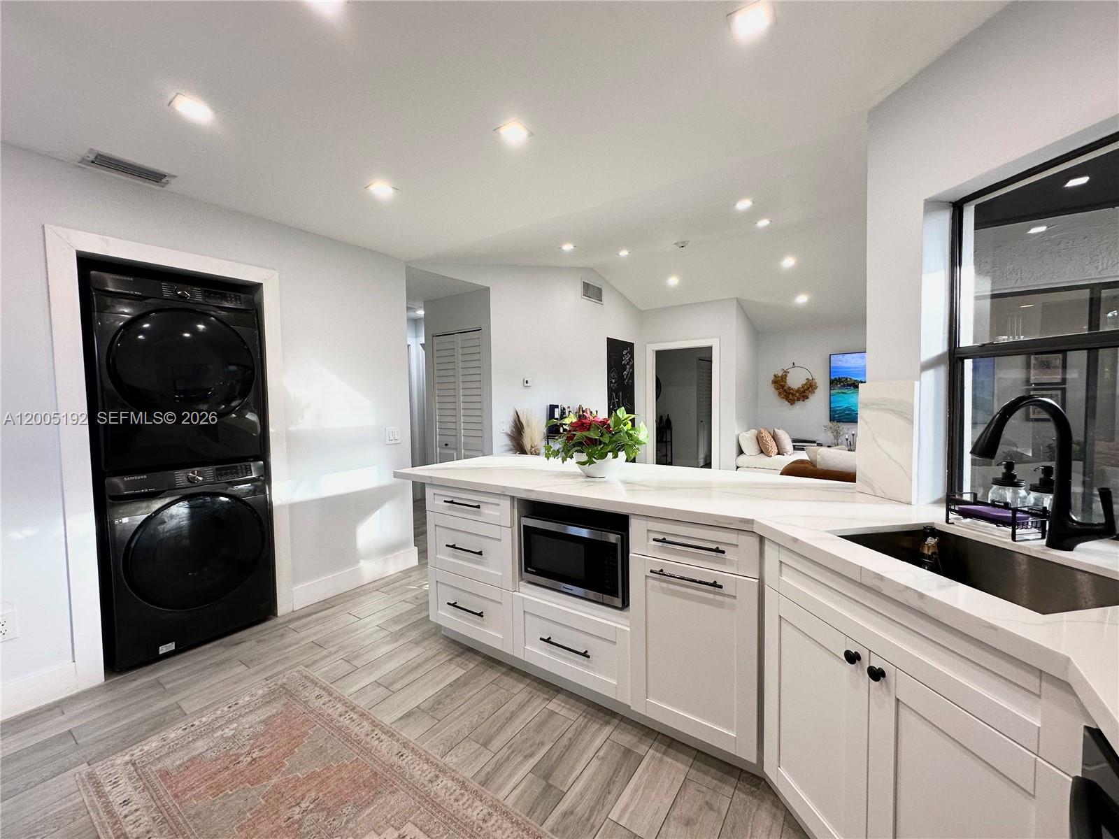 Building Photo - 4840 SW 149th Ct