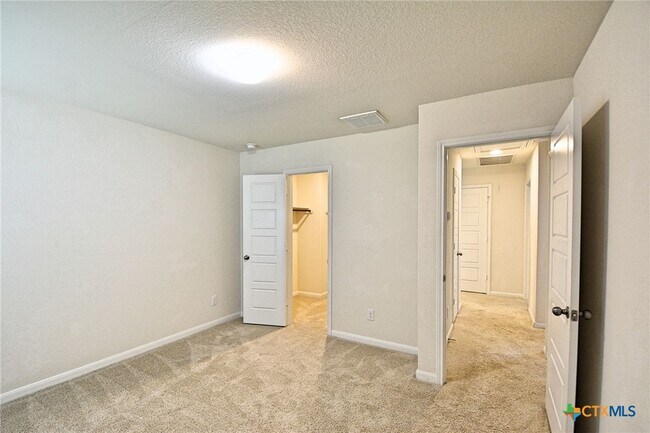 Building Photo - 588 Agave Flats Dr