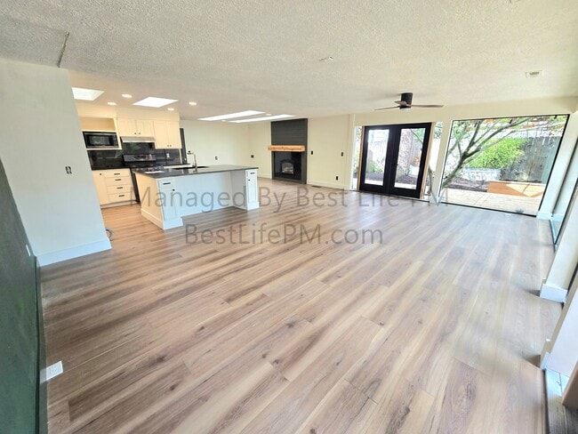 Building Photo - 150 Narain Ct