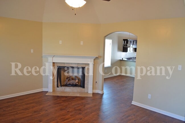 Building Photo - 9147 Mallard Park Blvd