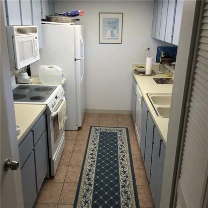 Building Photo - 450 S Gulfview Blvd