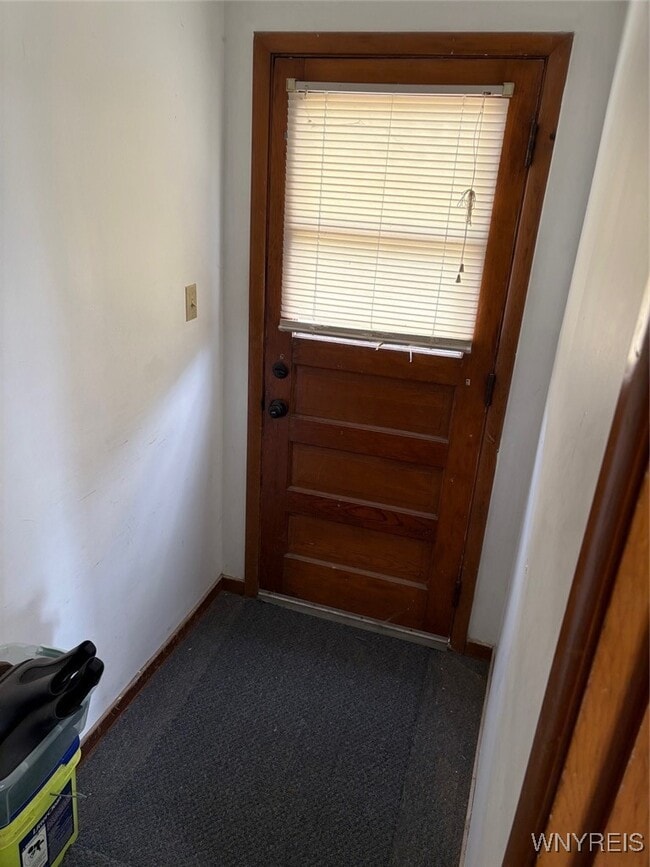 Building Photo - 482 Ridge St