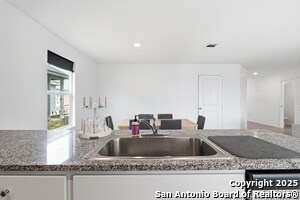 Building Photo - 13942 Bull Cv