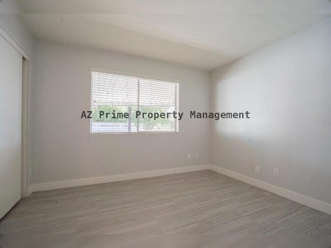 Building Photo - 8139 E Osborn Rd